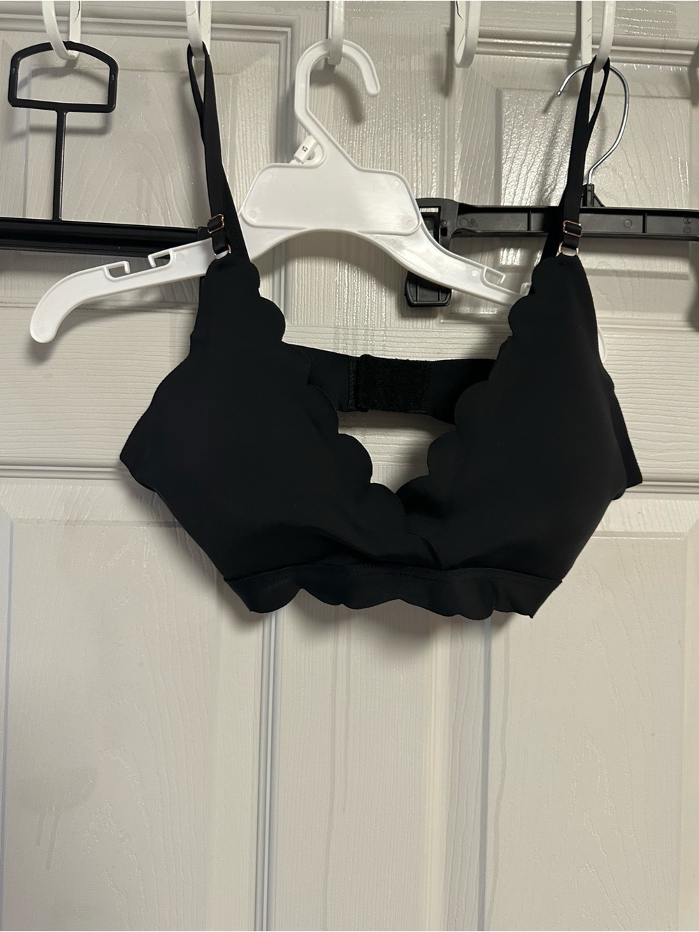 Women's Scallop Edge Black bra 38c